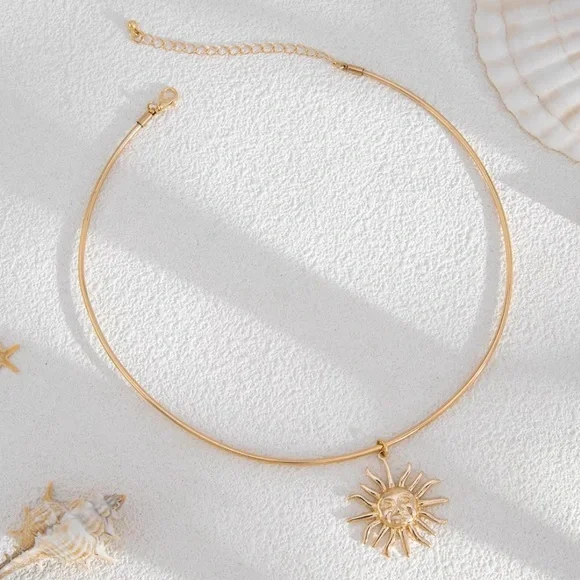 New Trendy Gold Sun Pendant Choker Necklace Statement Collar Boho Jewelry Chunky